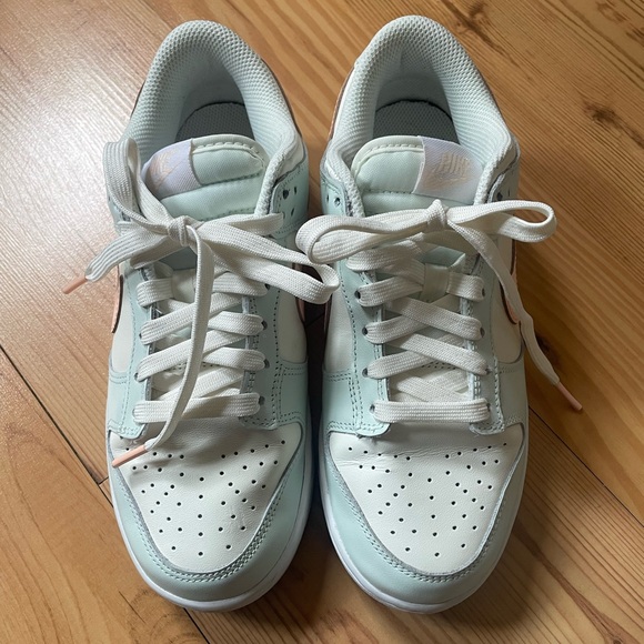 Nike Dunks - Picture 2 of 7